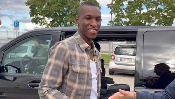 拜仁切尔西谈判未破局,杰克逊滞留慕尼黑寻求转机